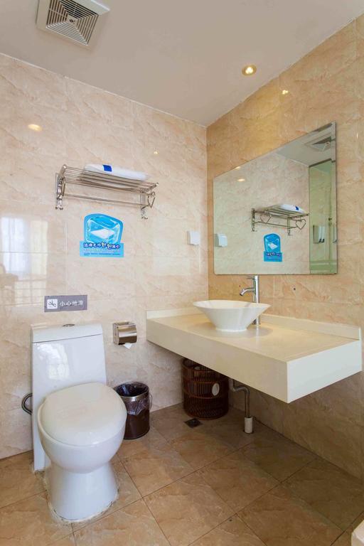 7Days Inn Zhongshan Daxin Railway North Station Room photo